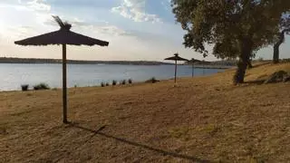 Salud mantiene la prohibición del baño en la presa de La Colada en Córdoba