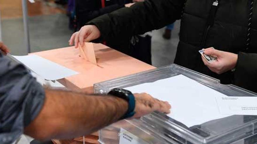 La Xunta asegura que votar es &quot;la actividad más segura&quot; que se puede hacer hoy
