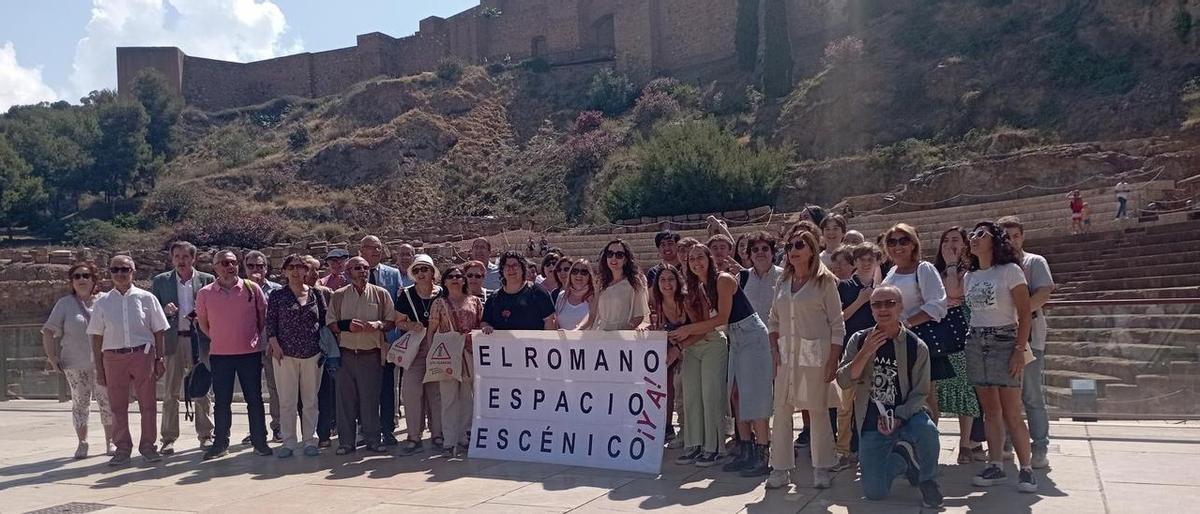 Protesta de Prósopon el pasado junio, en demanda de que vuelvan las representaciones al Teatro Romano.