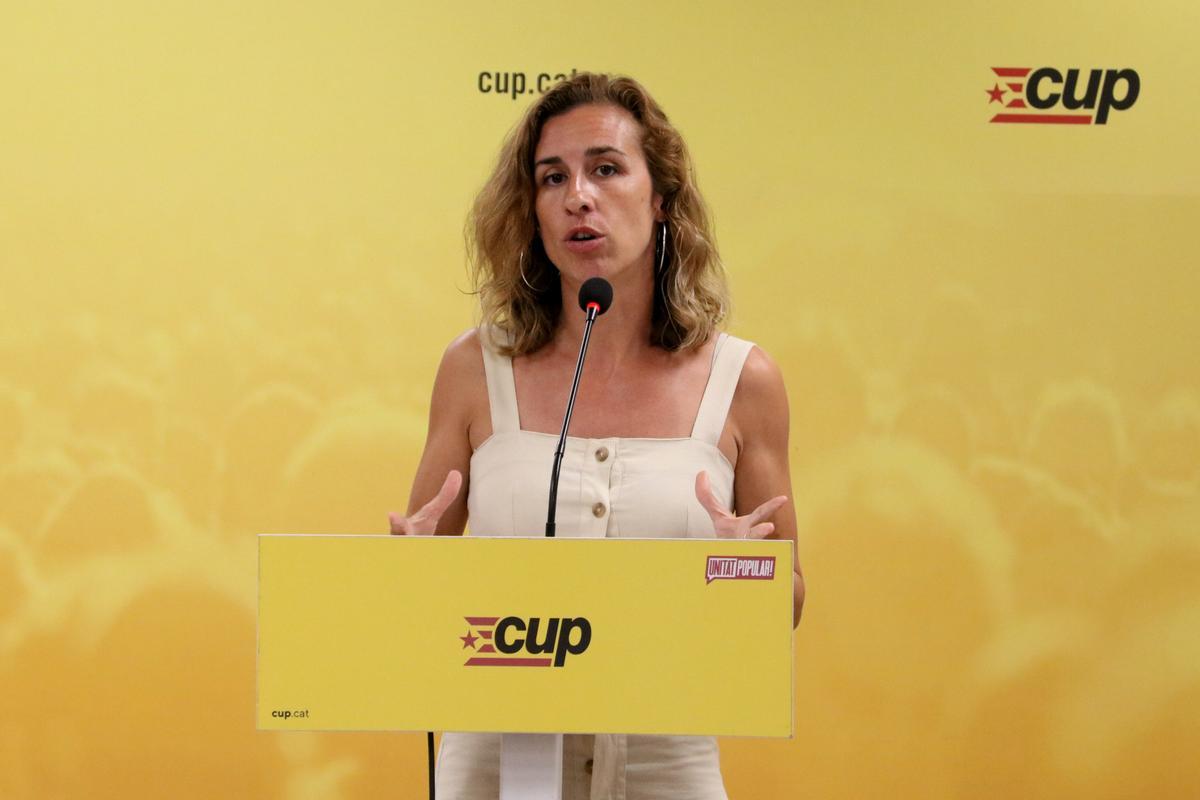 La diputada de la CUP, Laia Estrada, en una comparecencia este sábado.