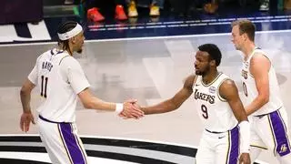 Los Lakers caen en Dallas en su primer partido sin Doncic
