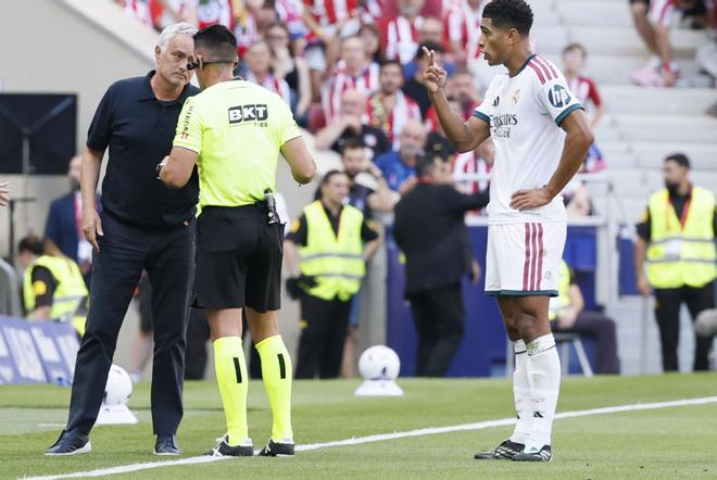 El Real Madrid también estalla contra el arbitraje: "Pésimo"