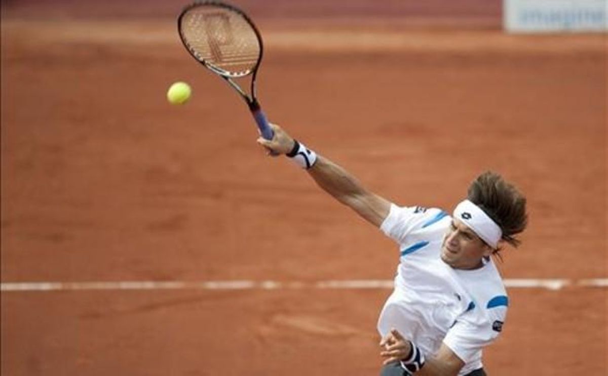 David Ferrer ha perdut en el seu debut, en el torneig de Barcelona. David Ferrer ha perdut en el seu debut, en el torneig de Barcelona.
