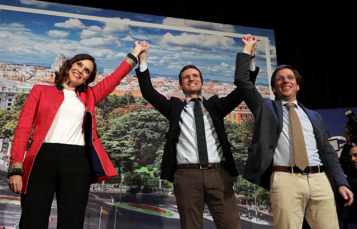 Isabel Díaz Ayuso, Pablo Casado y José Luis Martíne-Almeida.