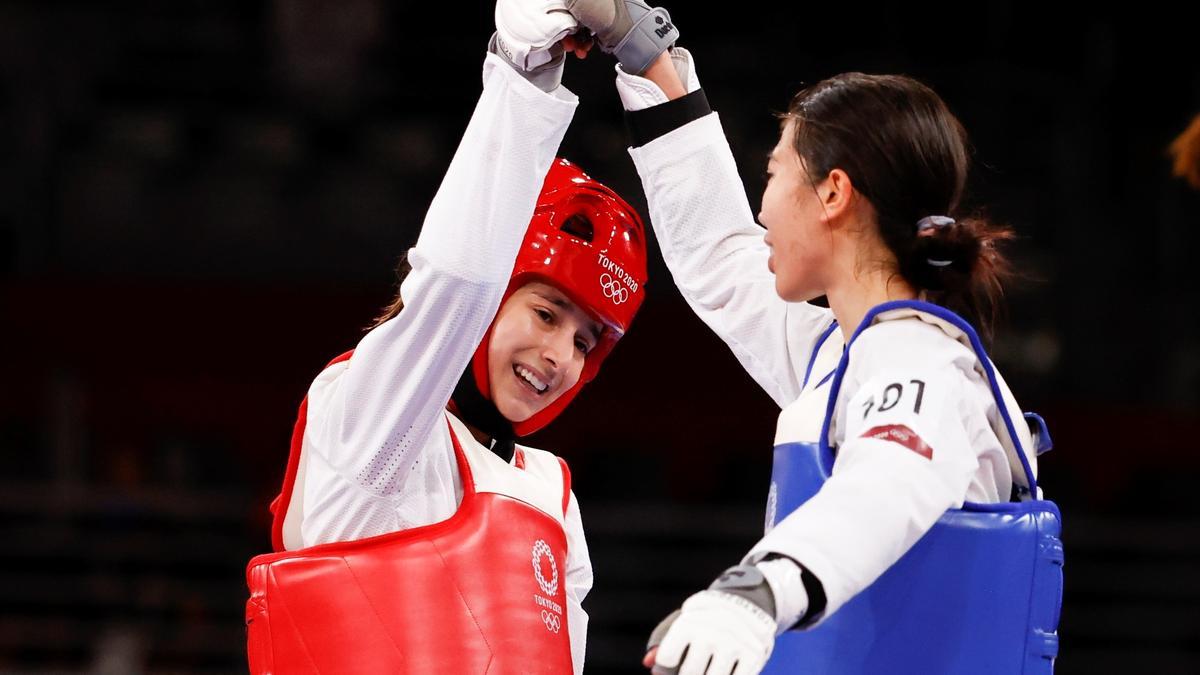 Adriana Cerezo, plata en taekwondo, primera medallista española