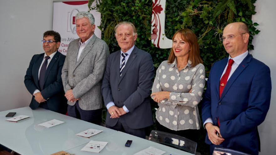 De izquierda a derecha, Cándido Santana, Pedro Quevedo, José Manuel Bello, Inés Jiménez y Carlos Bethencourt.