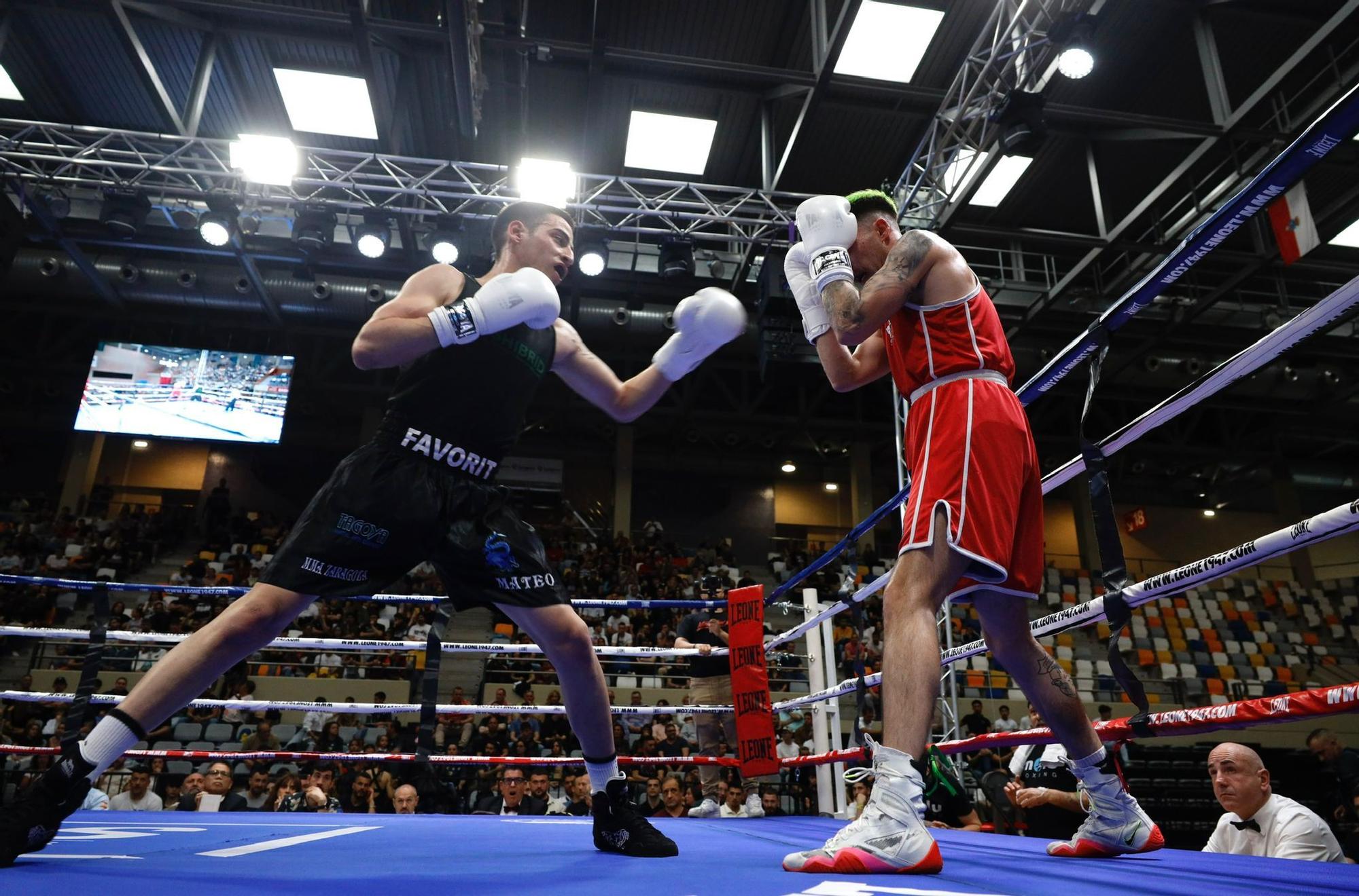 Velada de boxeo en el pabellón Siglo XXI