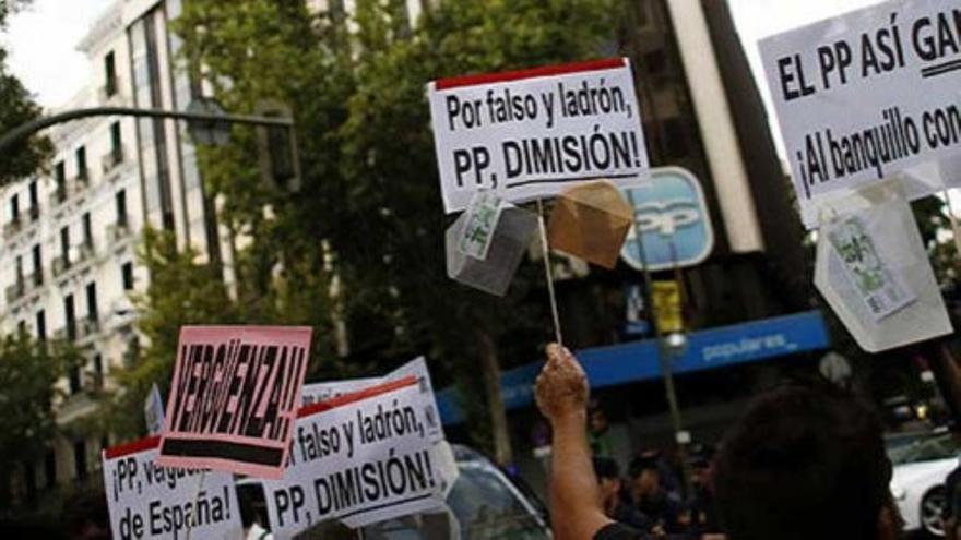 Concentraciones de protesta ante el PP