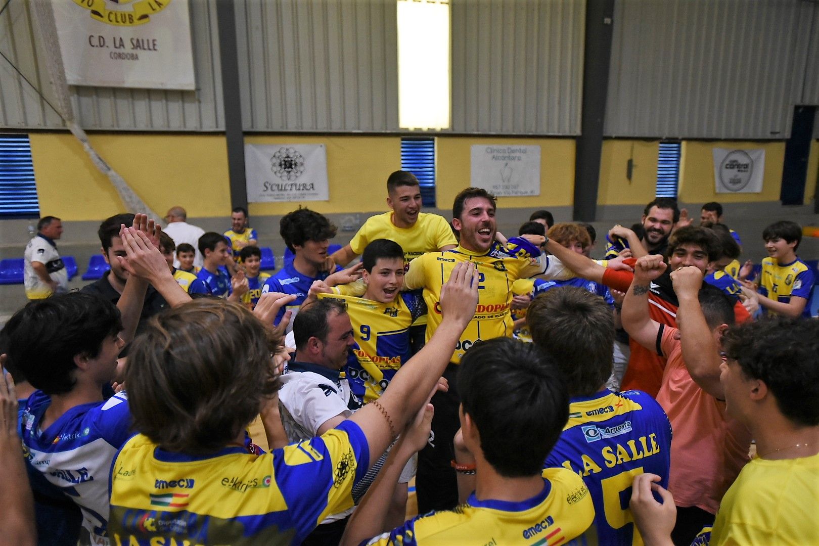 La Salle asciende como campeón a la Primera Nacional de balonmano