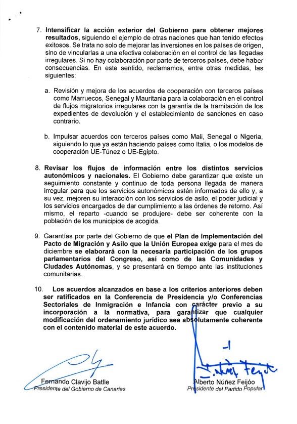 Acuerdo firmado por Núñez Feijóo y Clavijo para afrontar la crisis migratoria en Canarias