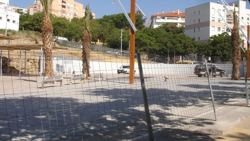 El equipo de gobierno de Marbella (Málaga) inaugurará antes de julio el bulevar de la zona de Arroyo Primero, que llevará el nombre del joven marbellí que impulsó la campaña viral para concienciar sobre la necesidad de donar médula ósea, Pablo Raéz.