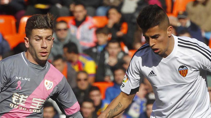 El FC Barcelona descarta llevarse a Joao Cancelo