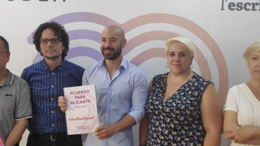 El PCE critica que Podemos-EU ofrezca un pacto a Cs y a los socialistas en Alicante