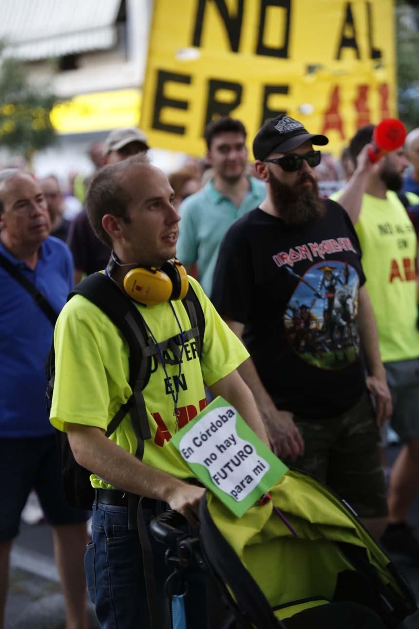 3.000 cordobesas se manifiestan contra el ERE de ABB