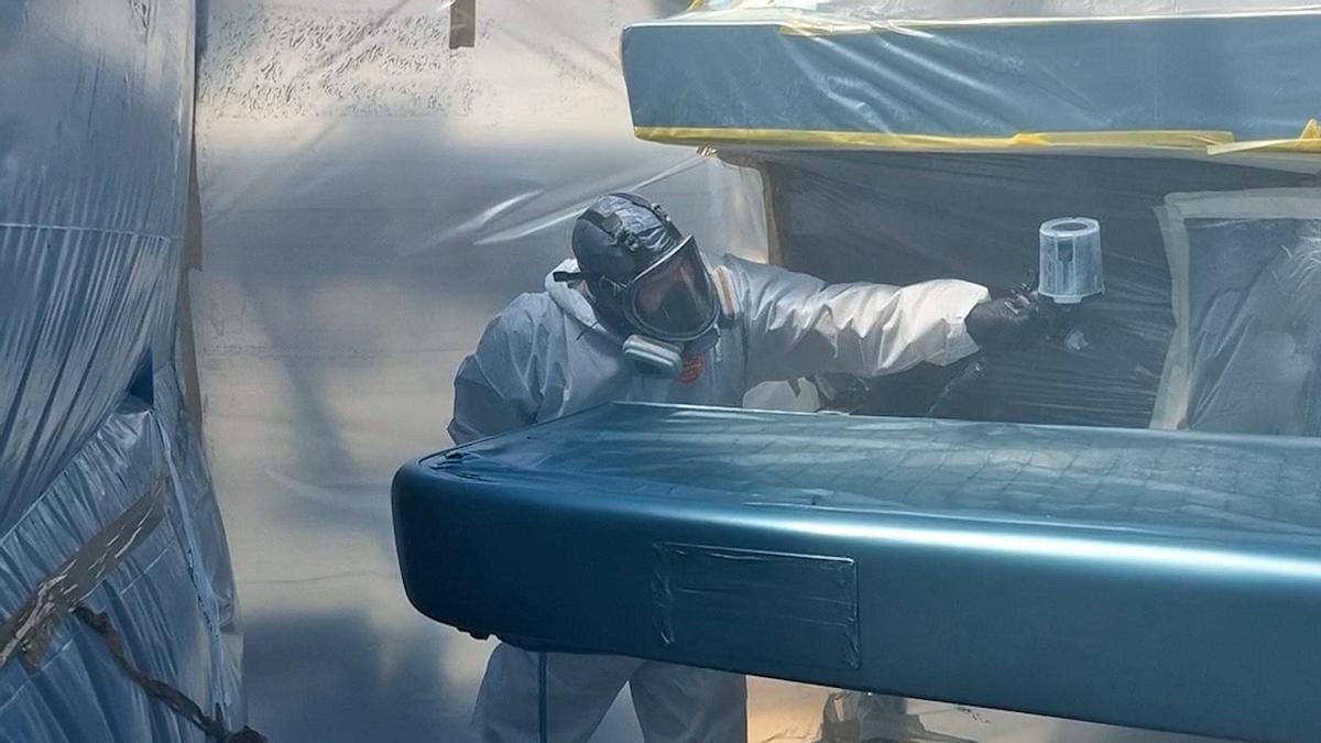 El otoño, el mejor momento para poner a punto tu embarcación en Port Calanova.