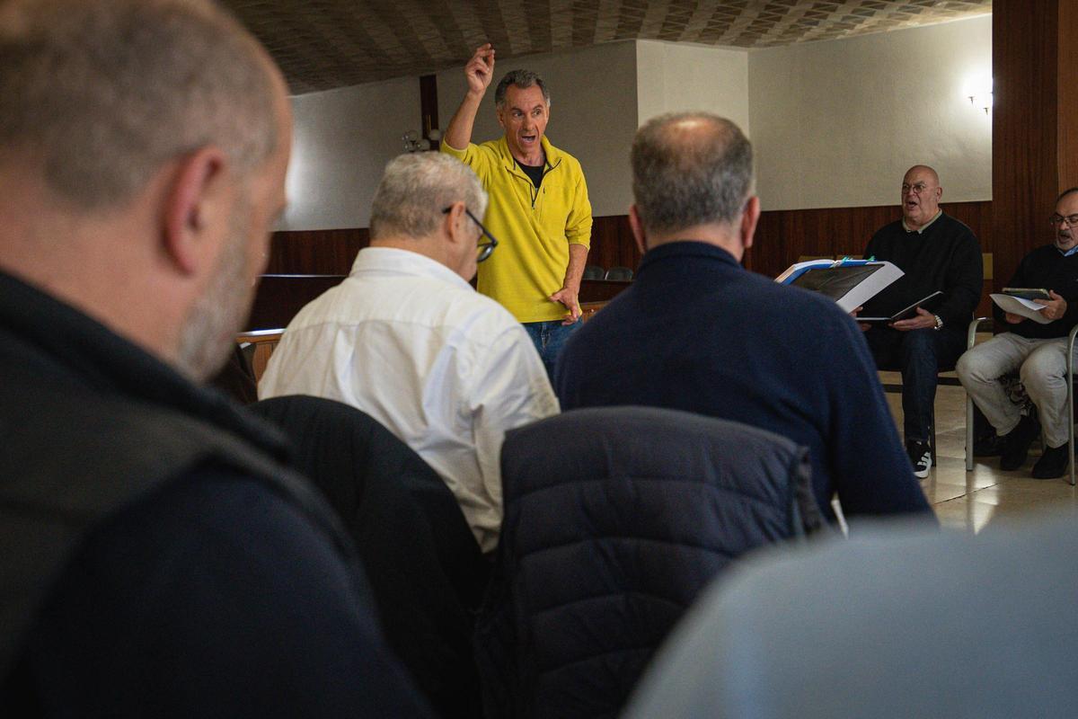 Ensayo Orfeón La Paz para la misa del papa en Tenerife