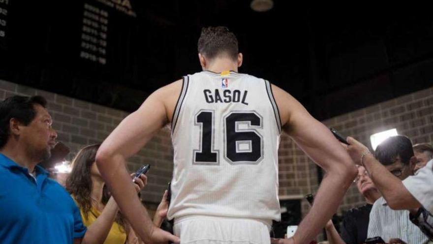 Colleja de Popovich a Gasol y sus Spurs