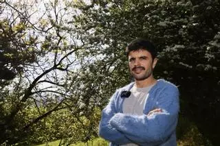 Rodrigo Cuevas, el niño que saludaba por la calle cuando volvía de pasar el verano en Rodiezmo, regresa a Oviedo