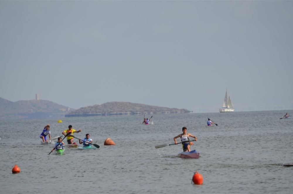 Liga Autonómica de Piragüismo en Playa Paraíso