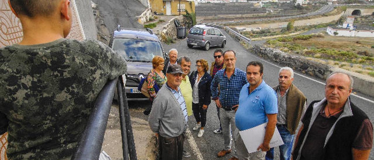 El Cabildo descarta la rotonda y ofrece una vía más segura en Caserones