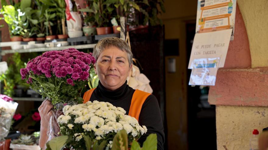 El negocio de las flores renace por Difuntos: muchos encargos y precios al alza