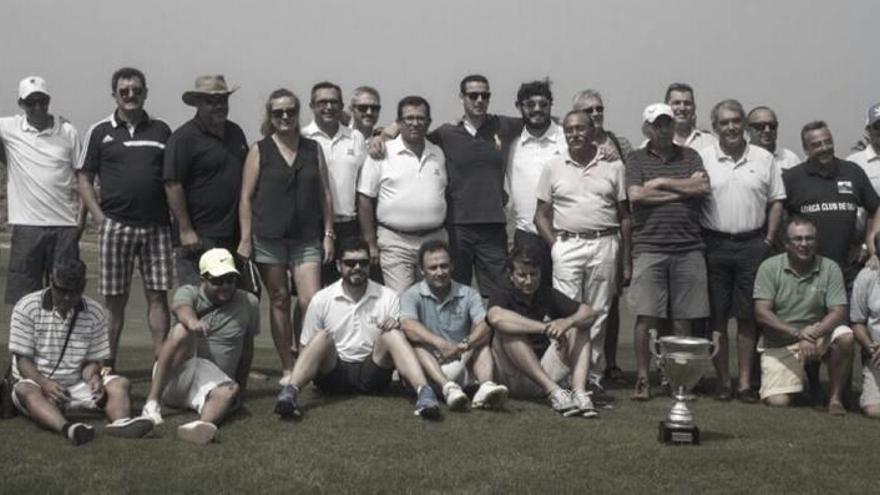 Los clubes sin campo, los itinerantes del golf