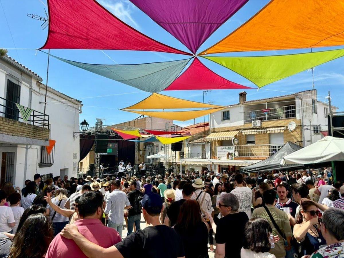 Imagen de una edición pasada del Festivalino de Pescueza.