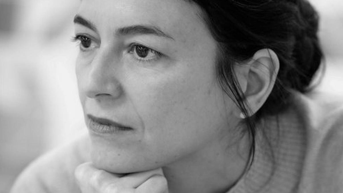 Samanta Schweblin ofrece al lector un nuevo libro de cuentos magistrales, 'El buen mal' (Seix Barral).