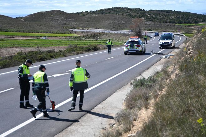 En imágenes | Muere un ciclista en un accidente de tráfico en Villamayor