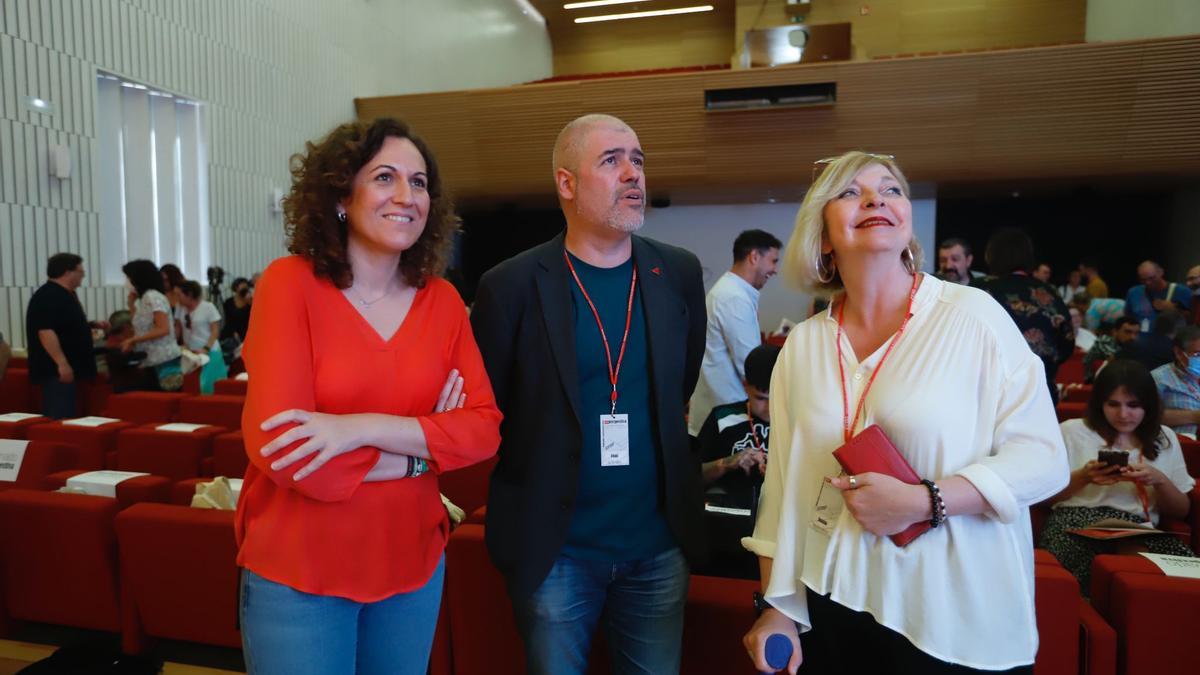 Unai Sordo habla con Nuria López, secretaria general de CCOO-A hoy en Córdoba.