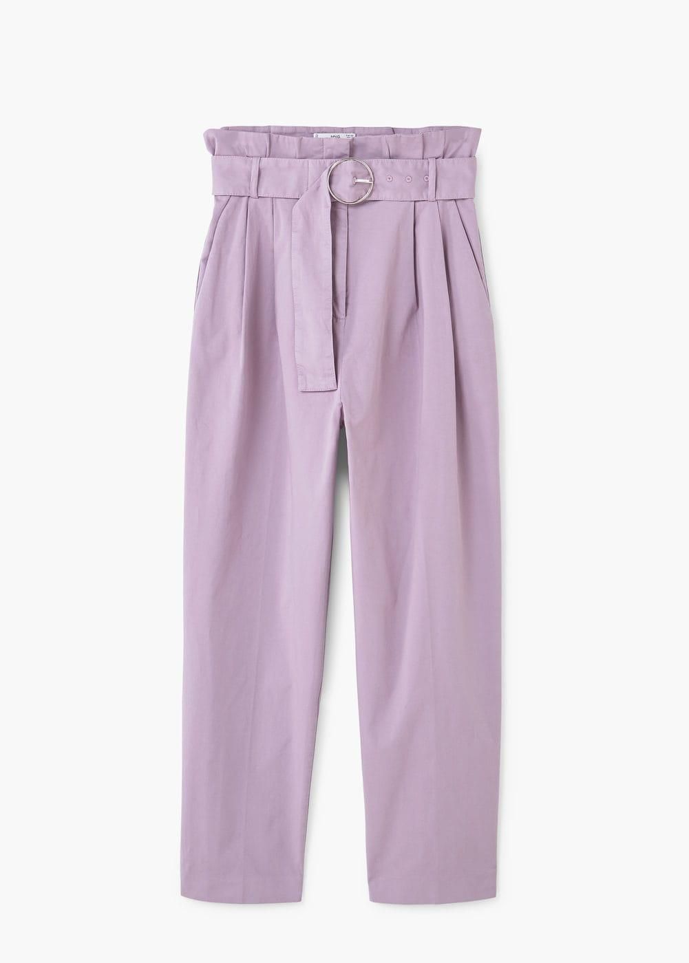 Pantalón de pinzas en color malva de Mango