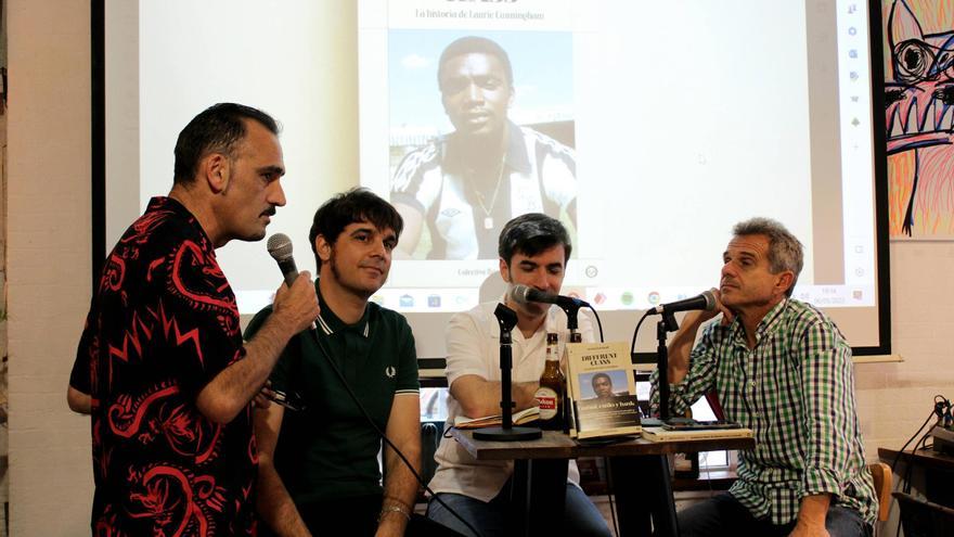 Presentado en Gijón &quot;Different class&quot;, el libro sobre la vida del exjugador del Sporting Laurie Cunningham