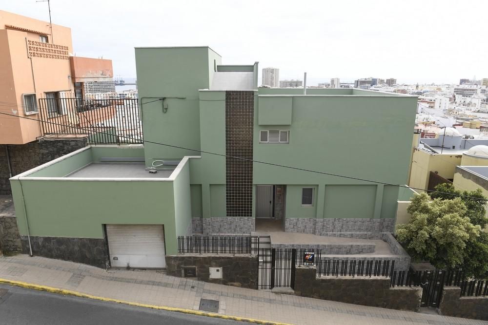 Casa en venta por el Colegio de Enfermería.