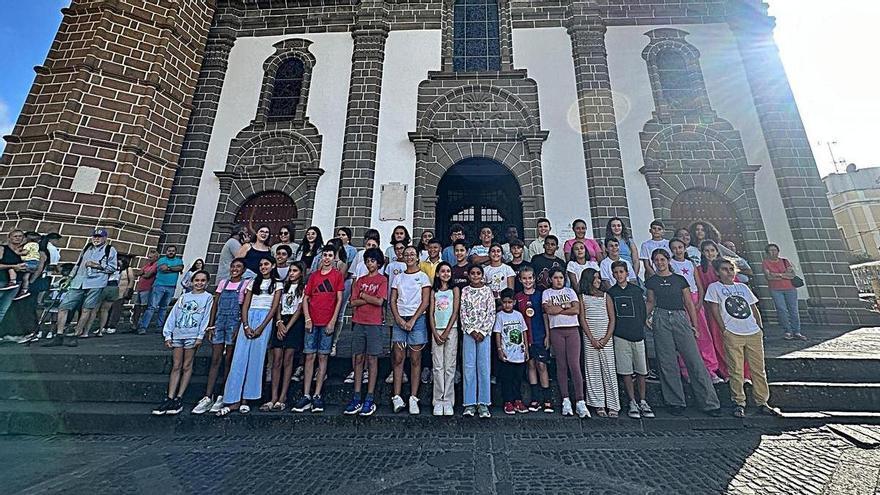 SPAR Gran Canaria reafirma su impulso al legado cultural canario uniendo generaciones a través de la tradición verseadora