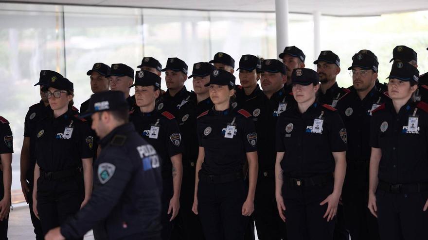 Galería: curso básico de capacitación de la Policía Local de Ibiza