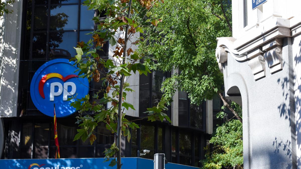 Archivo - Edificio de la sede del PP, en el número 13 de la calle Génova