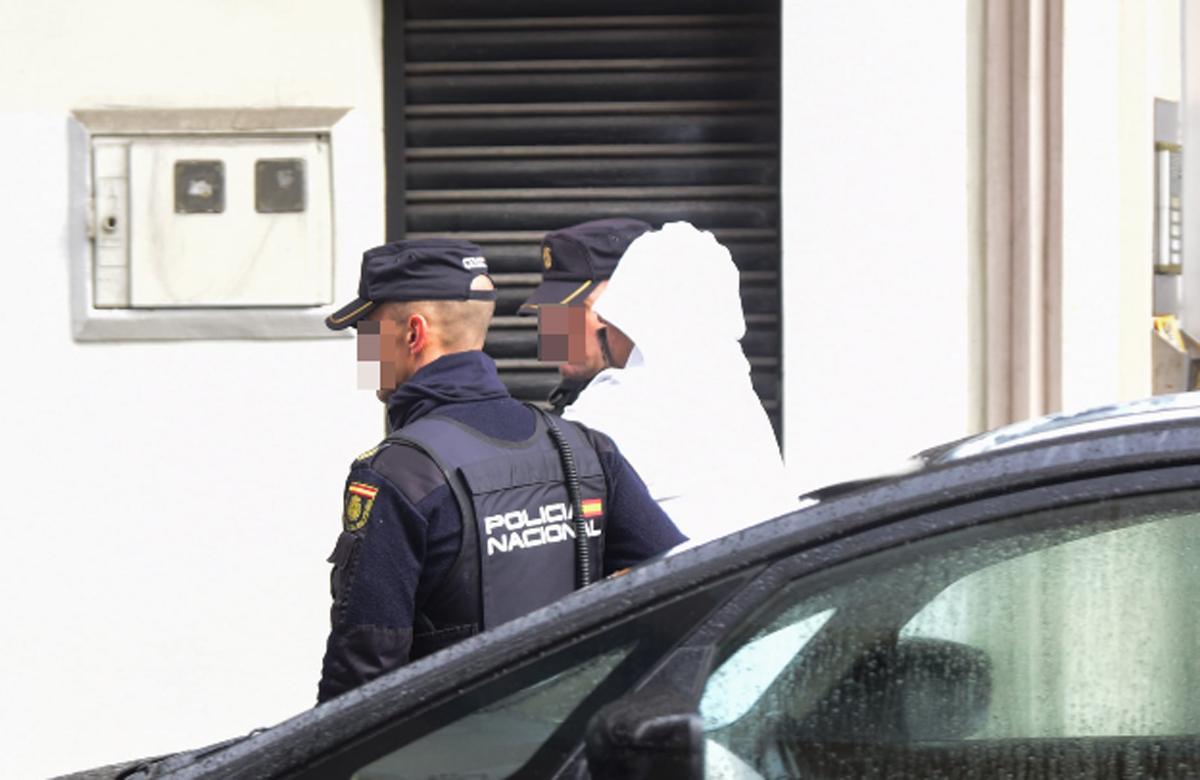 Al menos un detenido en una operación antidroga en dos barrios de A Coruña y en Meicende.