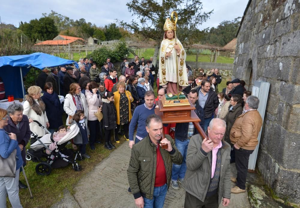 Subasta de ofrendas en Arra para despedir la fiesta