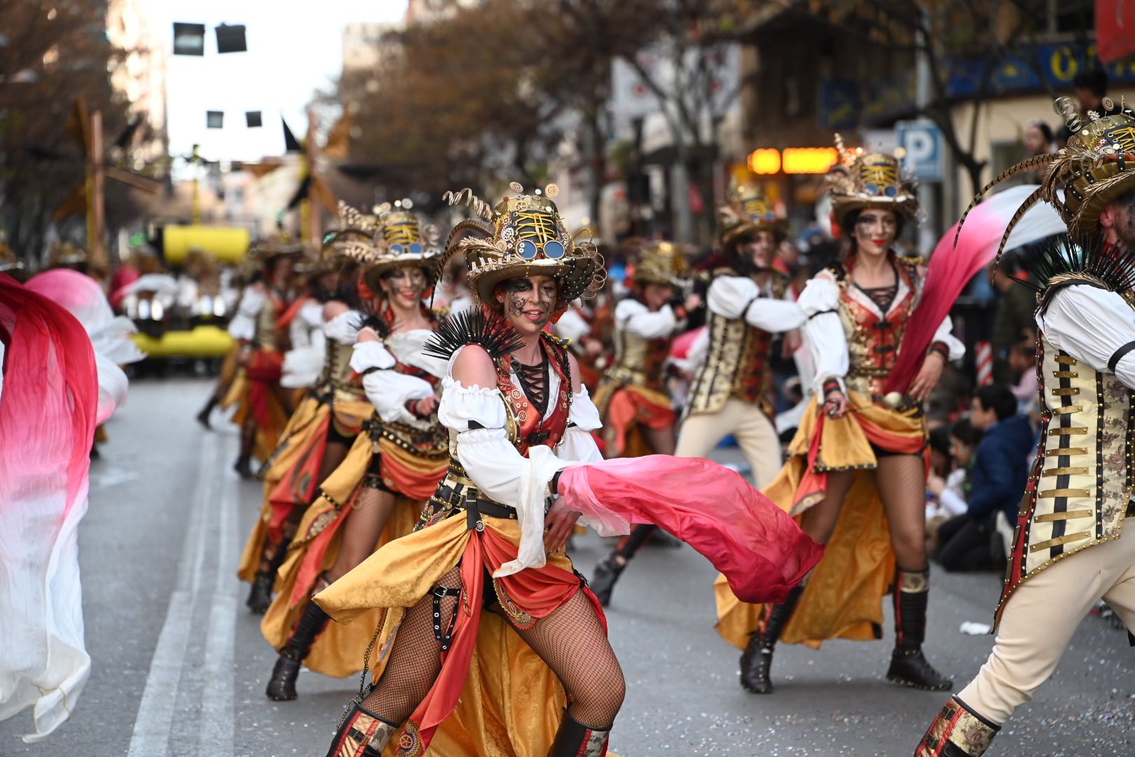 La participación de los pacenses en el Carnaval es total