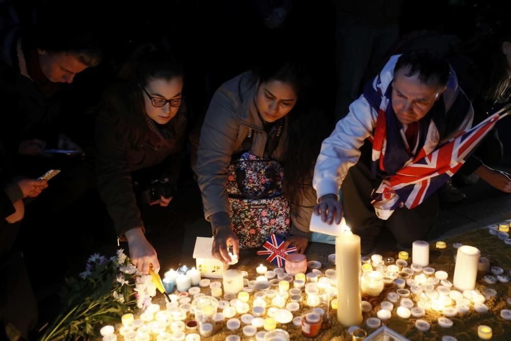 Londres recuerda a las víctimas del atentado