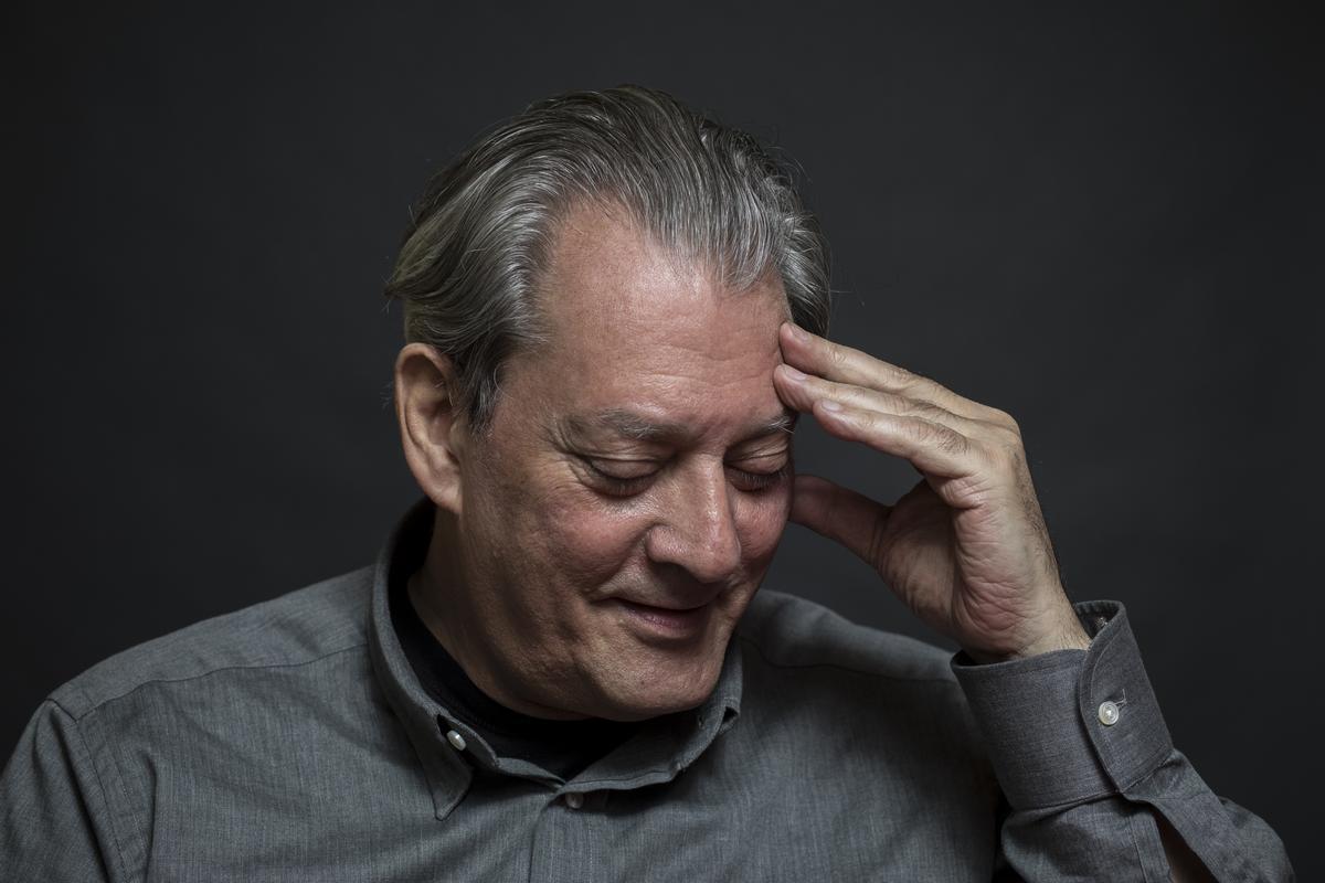 Paul Auster «Als Estats Units és més fàcil aconseguir una pistola que registrar-se per votar; és una bogeria»