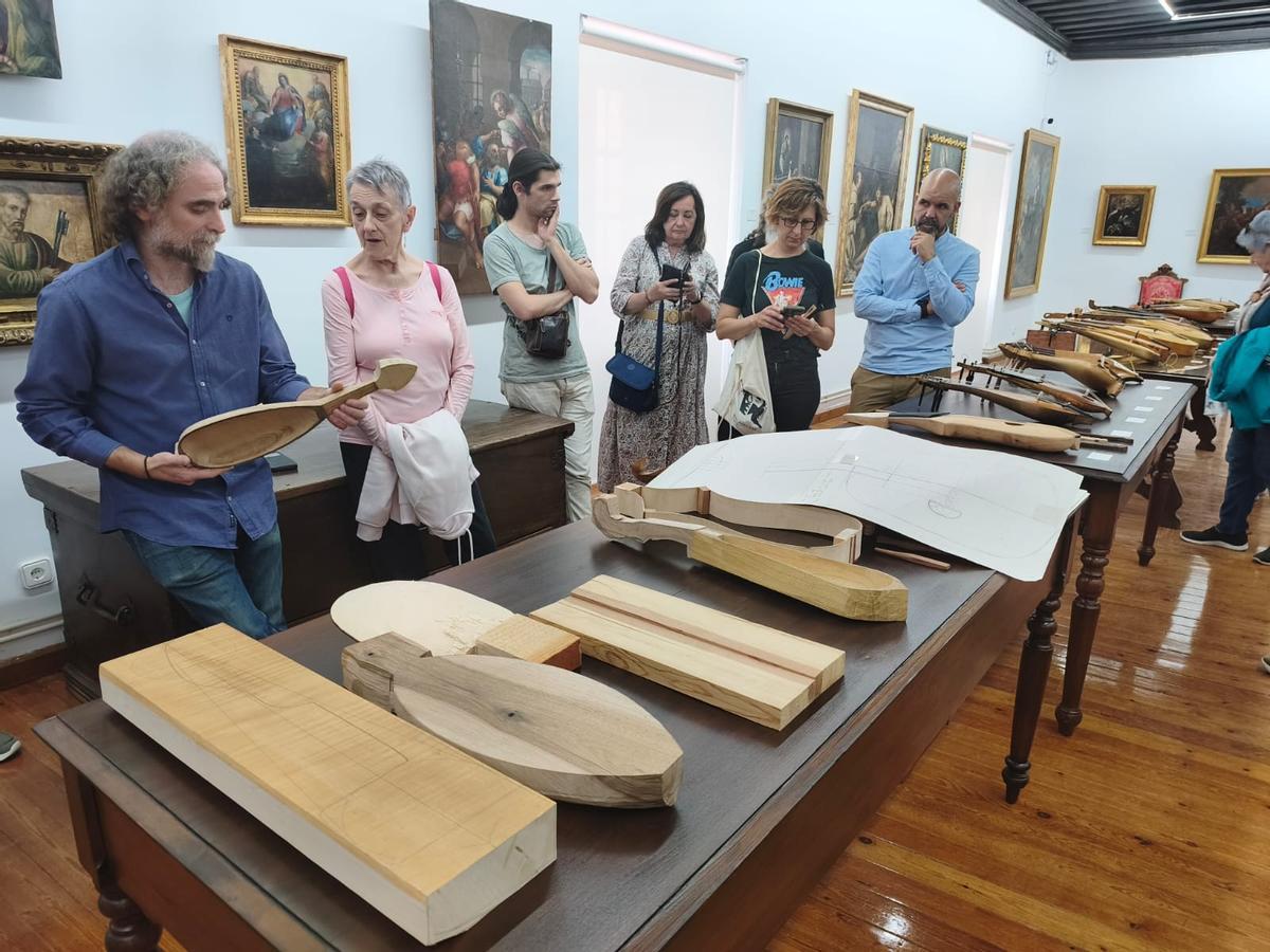 GALERÍA | La viola medieval, protagonista de una exposición en Toro