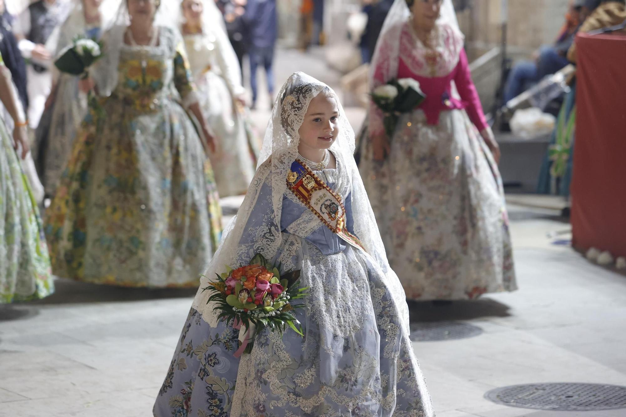 Falleras Mayores en la Ofrenda 2025. Día 17 (3/4)