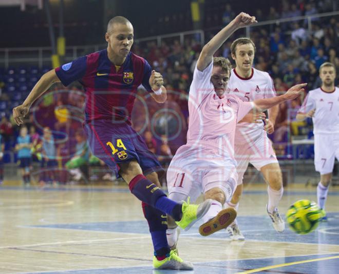 Barça,5 - Lokomotiv Kharkiv,0