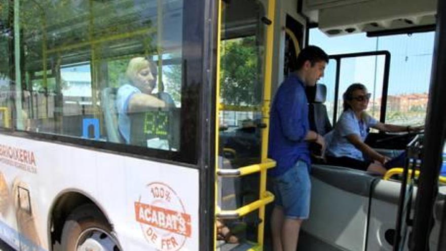 S&#039;han ampliat les parades de la línia 2 de bus.