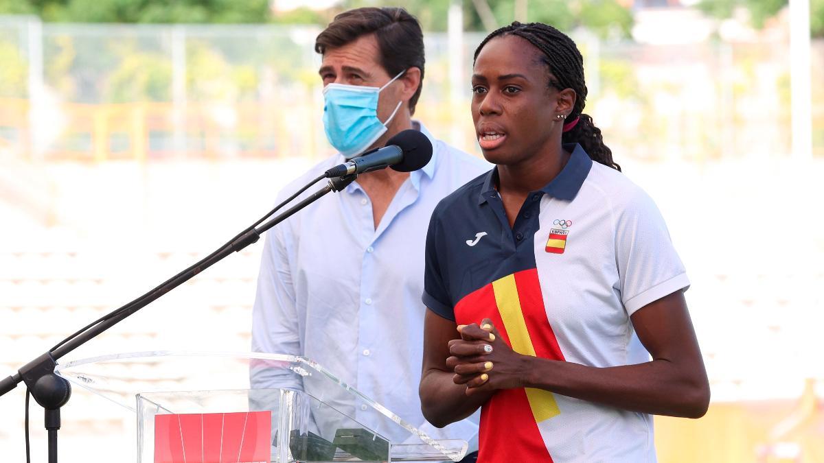 Chapado respondió a las críticas de varios atletas... como Bokesa