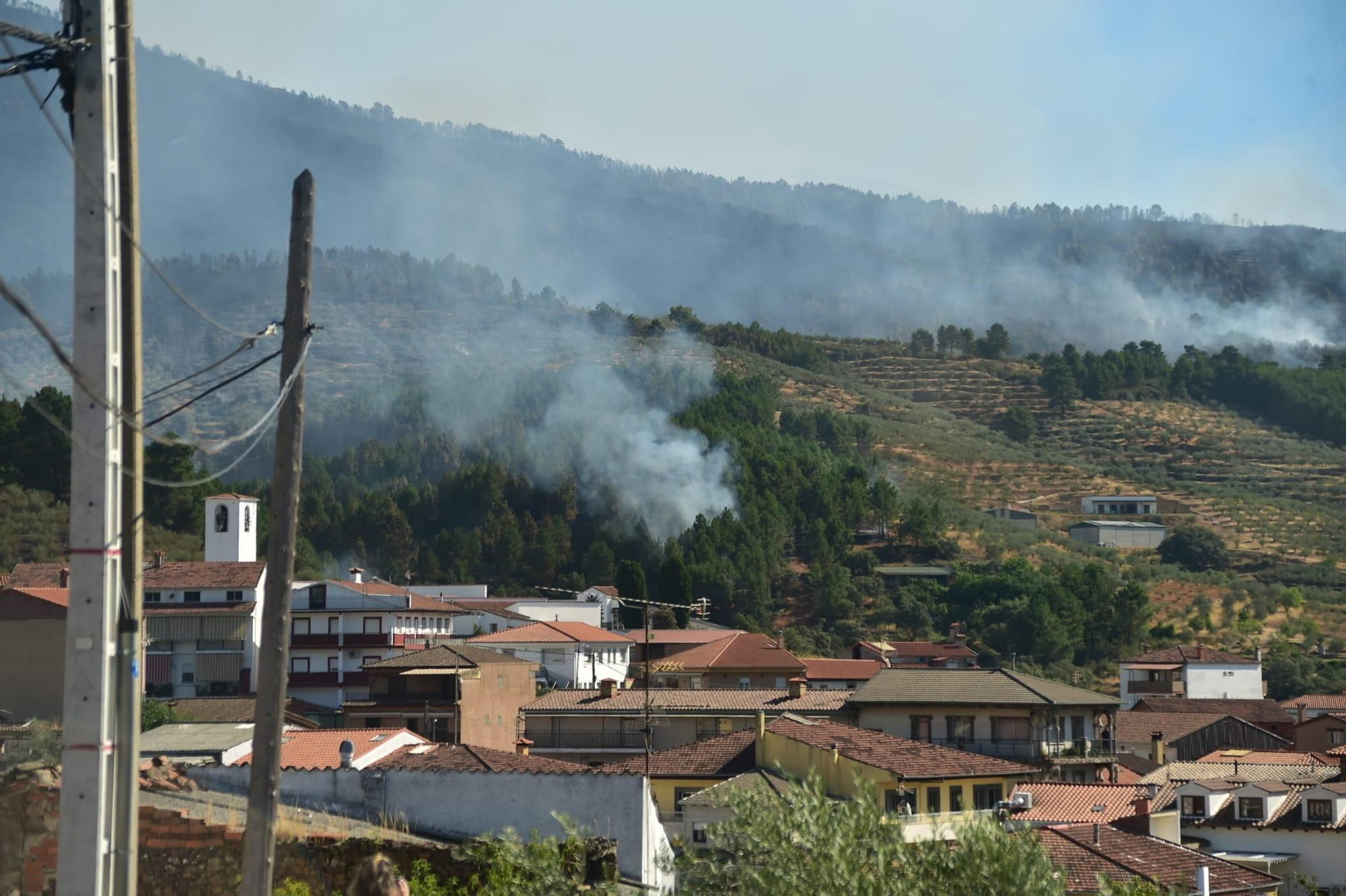 Fotogalería | Imágenes del incendio en Las Hurdes