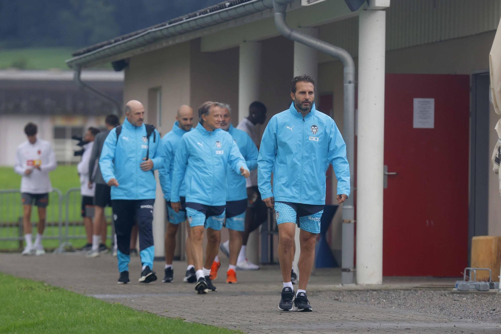 Diluvio en la última sesión de trabajo en Suiza