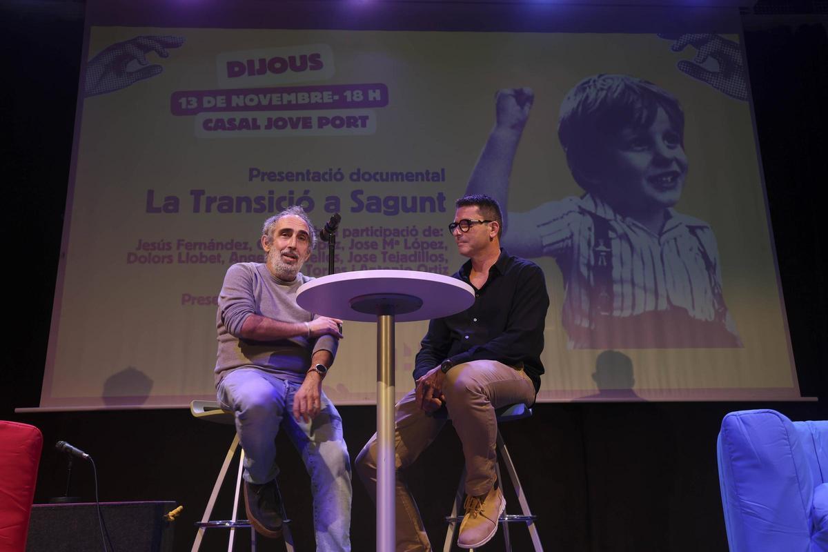 Miguel A. Martín y Javier Ortiz presentando.
