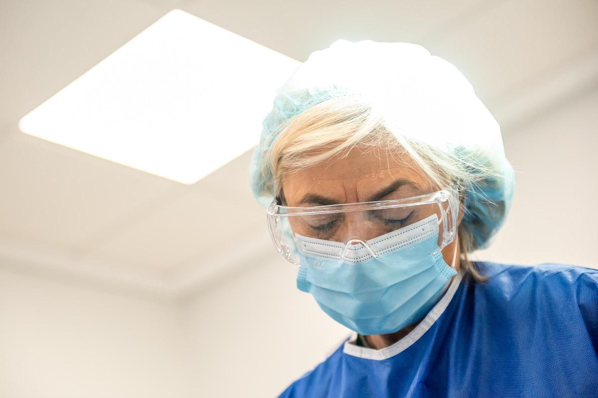 Dr. Concepció Andreu, Leiterin des neuen Body Contouring Service der Abteilung für Plastische und Ästhetische Chirurgie der Clínica Juaneda,.